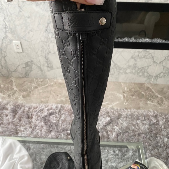 Women’s Gucci boots - Picture 3 of 4